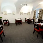 Lahofer Otel Znojmo