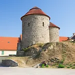 Otel Lahofer