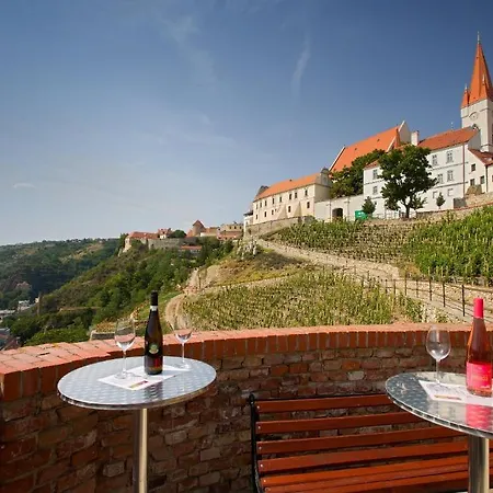 Hotel Lahofer 3*