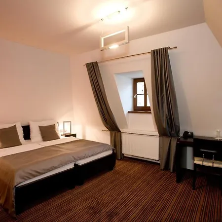 Hotel Lahofer 3*