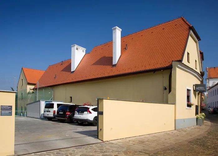 Lahofer Hotell 3*